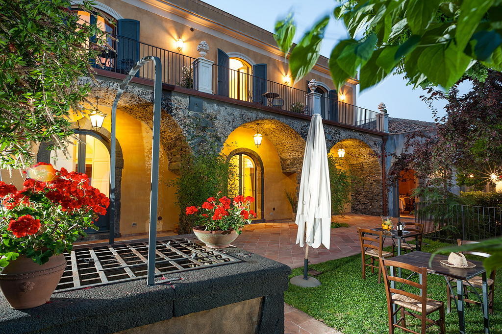 Wine Resort Villagrande Milo Bagian luar foto