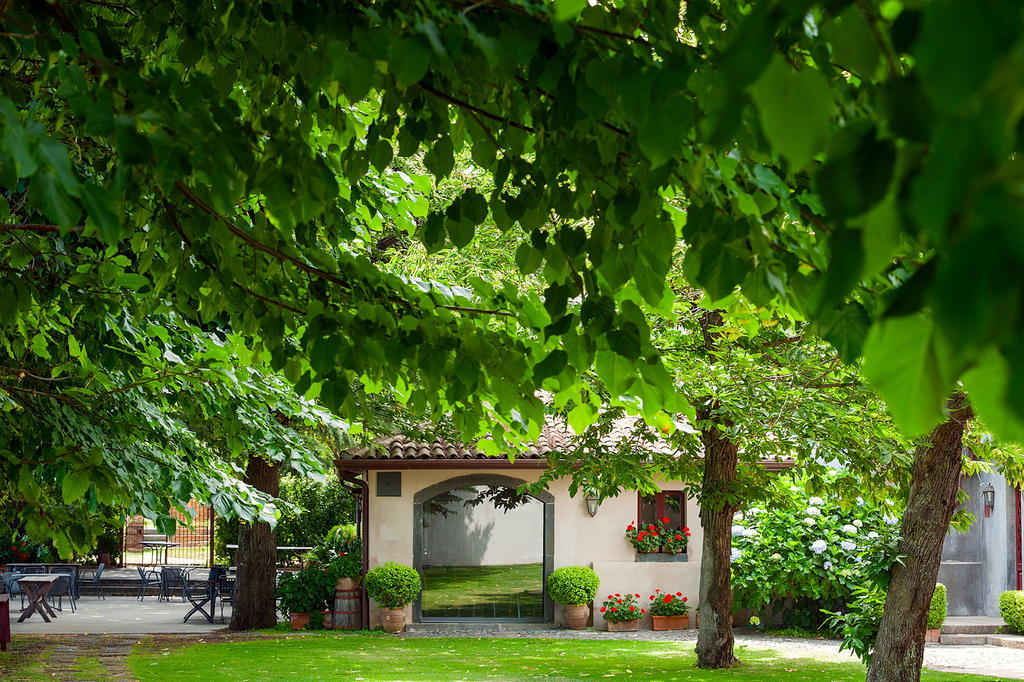 Wine Resort Villagrande Milo Bagian luar foto